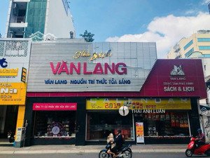 bán nhà góc 2 mặt tiền đường khu ung văn khiêm. dt 132m2 (6 x 22m), 5 tầng. giá 38 tỷ - tin thật