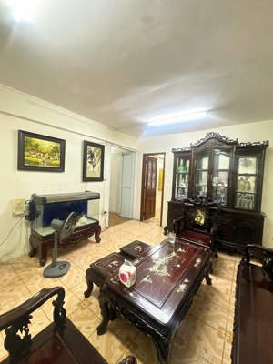 cần bán tập thể bách khoa - tầng 2 - 90m2 x 3 ngủ 1 khách 1 bếp 1 phòng ăn 2 bancong 2 vs - sđcc