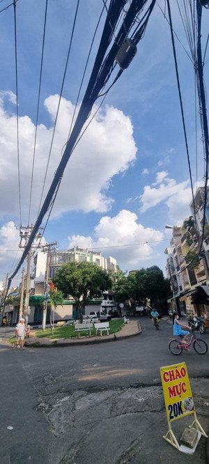 quá ngon! rất gấp bán 12 chdv - 570tr/năm chỉ 8.5 tỷ, nhà nguyên hồng, 93m2 - 4 tầng