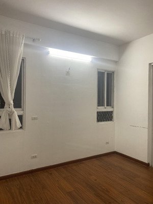 cho thuê chung cư sunrise building 3 ngủ, 2vs, đủ đồ khu sài đồng, long biên