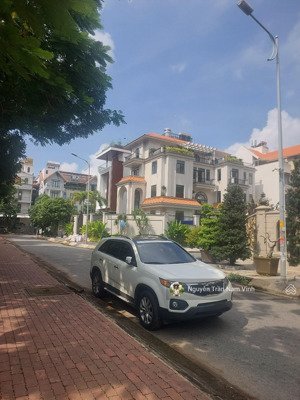 bán nhà him lam_dt: 5x20m_xd: hầm+5 tầng+sân thượng_mặt tiền kinh doanh_giá chỉ 22 tỷ nhỉnh