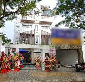 siêu phâm ! căn nha spa 3,5 tâng- p sơn phong tp hôi an 200m ngan 10m mt đươg 7,5m lề gia 14ty3
