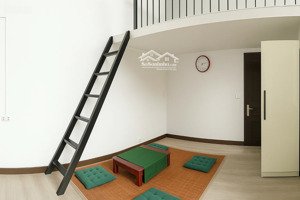 phòng tầng 3 - đầy đủ đồ - riêng tư - có ban công - gác xép