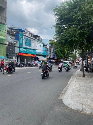 nhà cũ 2 tầng, ngang 6m, xe hơi, lê quang định, bình thạnh, dt 108m2, giá 13,8 tỷ