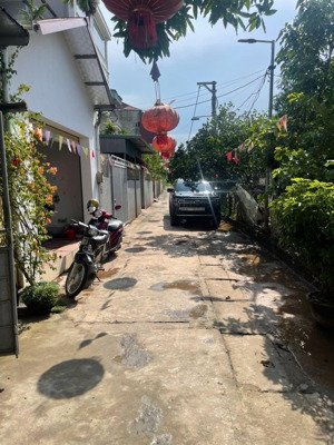 chính chủ bán căn nhà cấp 4, diện tích 73m2, ô tô đỗ cửa tại liên mạc, bắc từ liêm