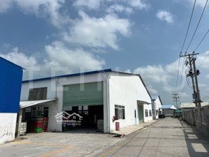 kho xưởng 1.800m² đất skc có pccc tự động và trạm điện 3 pha, trong cụm kho quốc lộ 1a,lộ container