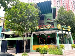 hiếm! mặt bằng kinh doanh lô góc phố trần kim xuyến dt 220m2 x 2 tầng. mặt tiền 14m siêu đẹp.