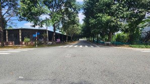 đất đẹp - đất kdc - tái định cư - phường bình dương - cách trung tâm hành chính (trụ sở 2 hcm )