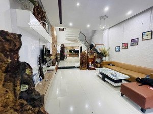 mặt triền trung tâm thanh khê 100m 3 tầng full nội thất đường 10,5m vừa ở vừa kinh doanh giá rẻ