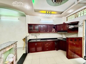 chính chủ bán nhà nguyễn văn đậu, p.11, quận bình thạnh. liên hệ : anh út nhỏ 