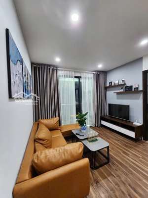 bán căn 2 ngủ 56m2 tòa flc 36 phạm hùng, giá 5,4 tỷ, sổ đỏ chính chủ, nội thất full. lh: 