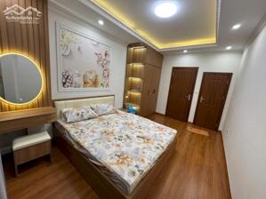 Bán nhà Văn Cao ngõ ba gác thông nhà khung cột chắc chắn thiết kế hợp lý đủ công năng 22m 5 tầng giá 6.5 tỷ .