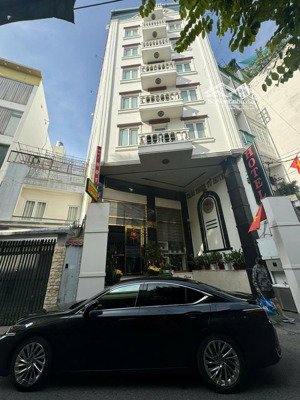 cần bán khách sạn 37 phòng đường nguyễn thái bình p.bảy hiền,dt: 8x23m, hầm 6 lầu