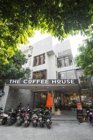 cho thuê nhà mặt phố tại vũ phạm hàm, cầu giấy, diện tích: 140m2, lô góc rộng 20m. siêu hot!