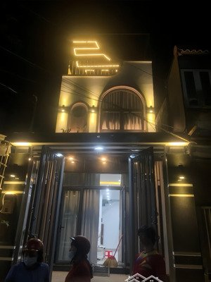 bán 2 mặt tiền đường đht23 nguyễn văn quá siêu phẩm 3 tầng q12