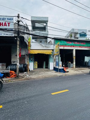bán nhà mặt phố bình long kinh doanh sầm uất, 12,9 tỷ, 4x24m 3 tầng kiên cố đẹp, nhiều tiện ích