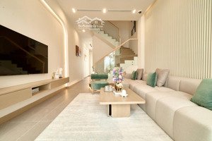 liền kề sun urban city sản phẩm hiếm, giá chỉ 4,8 tỷ. 60m² mt 4m thiết kế 4,5 tầng.