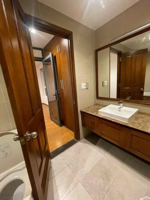 cho thuê nhiều chcc tại golden mansion và khu sbay, 15 triệu,2pn, 2wc, lh: zalo)