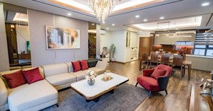 cho thuê discovery complex, 155m2 , 3 ngủ, full đồ , có slot ô tô. lh o.971..342..965