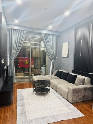 cơ hội vàng - mua 1n+ tòa m1 chỉ 3 tỷ4 full nội thất, hướng đn, tầng trung, sẵn sổ, view nội khu