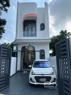 bán nhà đẹp trệt lầu phường phú lợi thủ dầu một bd - dt 73,9m2 thổ cư 60m , 3pn, sân oto 3tỷ 650