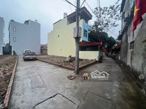 cần bán lô đất siêu đẹp - 2 ô tô ngủ trong đất - vị trí trung tâm vị trí: thôn mai hiên, xã mai .