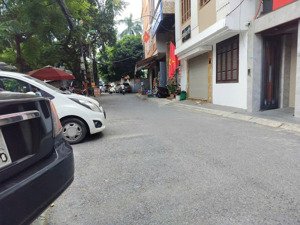 bán nhà mặt phố hoàng quốc việt, 68 tỷ, 125m2, hàng hiếm tại giá cực chất