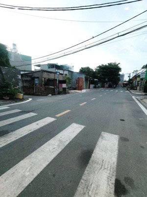 cg bán đất full thổ _ diện tích 120m2 ngang 5,3m nở hậu _ đường 7m thông cầu xây tân phú q9.