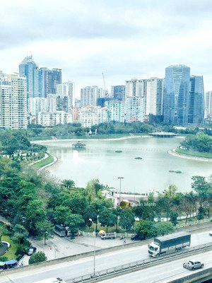 bán căn hộ 163m2 4pn, ban công đông nam, tại thăng long n01, giá thỏa thuận. lh 