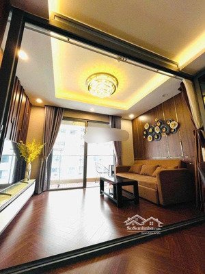 cho thuê căn hộ 2pn + 1wc tại the gold view, bến vân đồn, q4, 16 triệu, 60m2