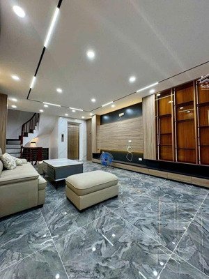 hiếm! bán nhà phố kim ngưu, ô tô, kinh doanh, nhà mới full nội thất, 45m2, giá 11.9 tỷ