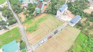 bán 2 lô đất đẹp giá rẻ tại hoà lạcđường ô tô 1 phút ra metro 5 100m giá 4 tỷ