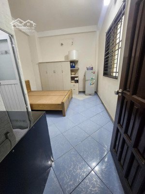 cho thuê phòng trọ đầy đủ nội thất gần ngã 4 hàng xanh quận bình thạnh, liên hệ 