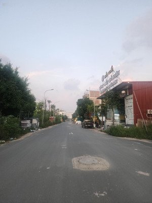 chính chủ bán gấp nhà dịch vụ vân canh, 70m2, 5 tầng, thang máy,2 thoáng, mới 2 năm,cạnh kđt an lạc