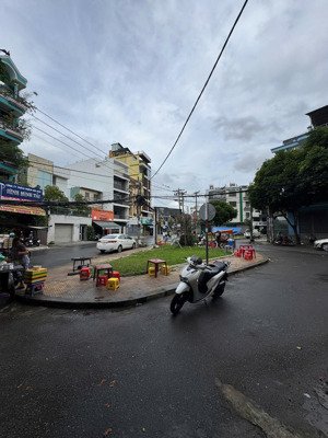 bán nhanh nhà mặt tiền nguyên hồng, p11, bình thạnh, (5,2m x 17m) txd mới 5 tầng giá 12,9 tỷ tl