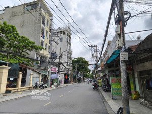 bán nhà mặt tiền đường số 20, p6, dt: 4x17m, kc: 1 trệt 3 lầu, giá: 11.5 tỷ tl