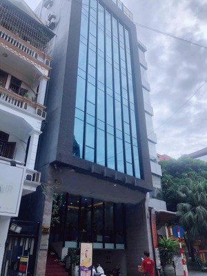 cho thuê nhà 7 tầng,155m2, mặt phố kinh doanh đỉnh tại: vũ phạm hàm-trung hoà-cầu giấy