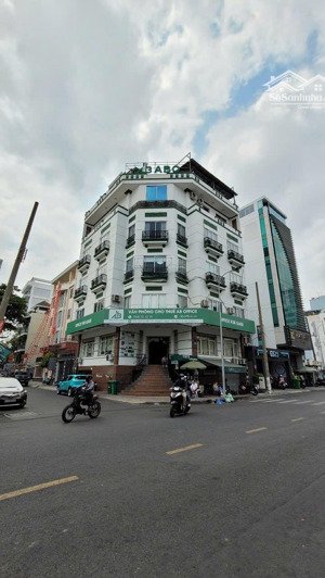 bán nhà góc 2 mặt tiền tôn thất tùng - dt: 8 x 20m - 5 tầng - hđt: 200 triệu/tháng - giá bán: 58 tỷ