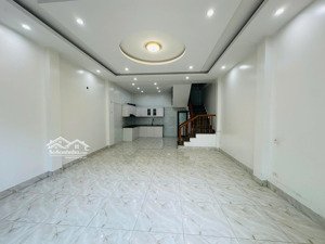 bán nhà 3 tầng văn cú, an đồng. sẵn sàng về ở ngay. cách chợ vĩnh khê chỉ hơn 100m.