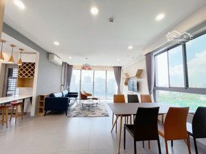 chào thuê căn hộ green valley. căn góc view đẹp. nhà đẹp mới 100%. giá thuê: 36triệu/ 1 tháng