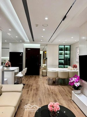 bán căn hộ mỹ đình plaza 2 , 2 ngủ 2 vệ sinh 77m2, giá bán 6,2 tỷ.