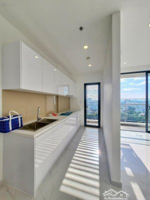 chính chủ cần bán gấp căn góc 2pn 2wc 75m2 chung cư d''lusso quận 2, giá 5 tỷ 8 sổ hồng riêng