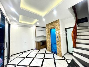 7.93 tỷ-5 tầng mới-thang máy-thanh nhàn-hbt