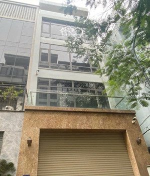 chính chủ cho thuê nhà mới nguyễn khang, 80m x 4t, mt 8m, oto đỗ cửa, đường trước nhà 20m, 40tr