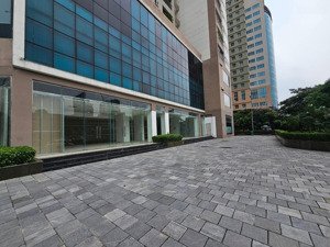 cho thuê mặt bằng kinh doanh chân đế phố nguyễn chánh dt 290m2, mặt tiền 27m, giá 210tr, mọi mô hìn