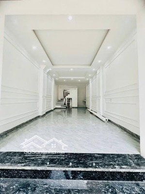 bán nhà định công thượng, ngõ thông, kinh doanh, ô tô vào nhà, lô góc 3 thoáng, 45m2, 12,3 tỷ