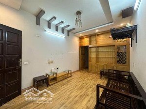 chính chủ cho thuê lâu dài căn hộ tập thể tầng 2 full nội thất