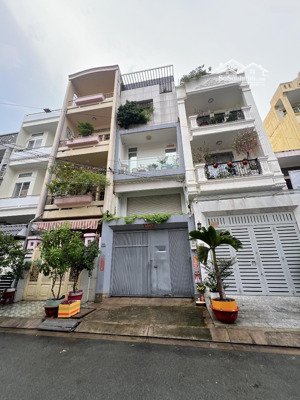 bán nhà hẻm xe hơi 6m lê văn sỹ quận 3. nhà 90m2 đất giá chỉ 15 tỷ. nhà 3 lầu tương đối cũ.