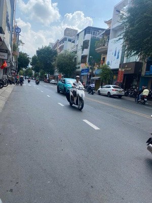 -nhà mặt tiền đường võ văn tân, giá 46 tỷ