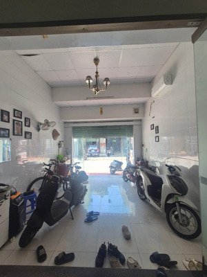 bán gấp nhà mặt phố đông khê, 8 tỷ, 83m2, 3pn, 2wc